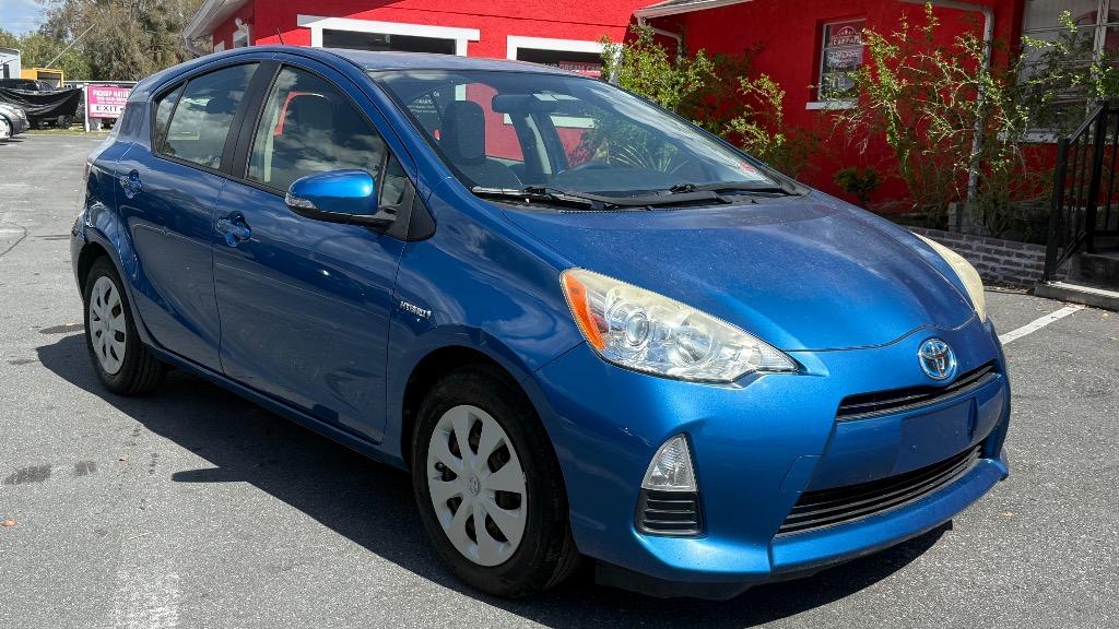 2014 Toyota Prius c Two