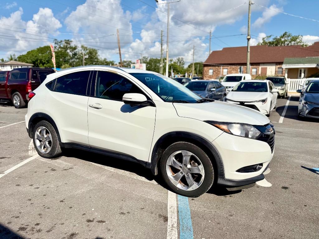 2017 Honda HR-V EX-L's photo