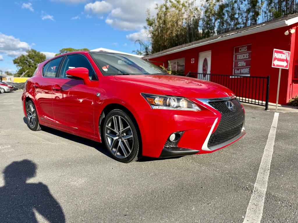 2014 Lexus CT Base's photo