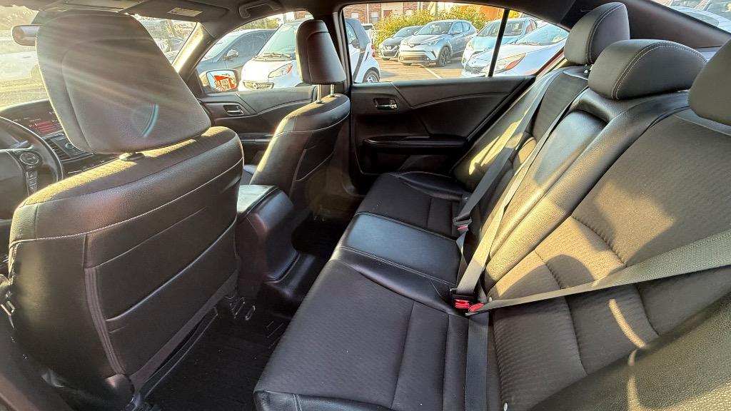 2017 Honda Accord Sport - Photo 23