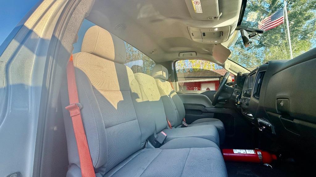 2019 Chevrolet Silverado MD - Photo 11