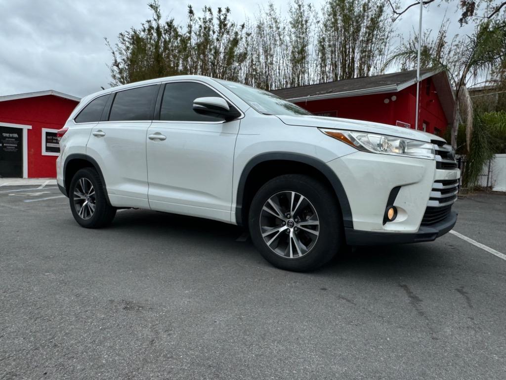 2017 Toyota Highlander