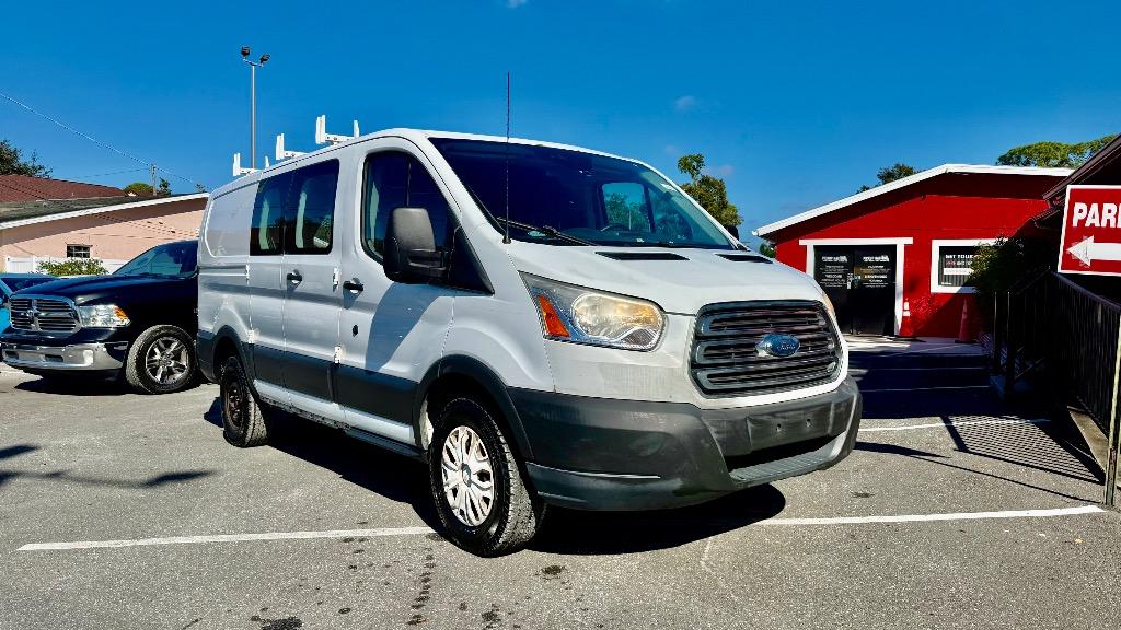 2017 Ford Transit Van Base's photo