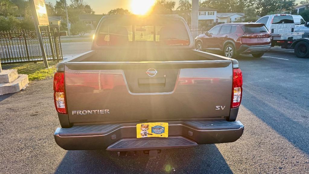 2018 Nissan Frontier SV - Photo 11